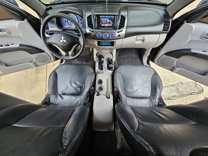 L200 TRITON 3.2 HPE 4X4 CD 16V TURBO INTERCOOLER DIESEL 4P AUTOMÁTICO - 2009 - CAXIAS DO SUL