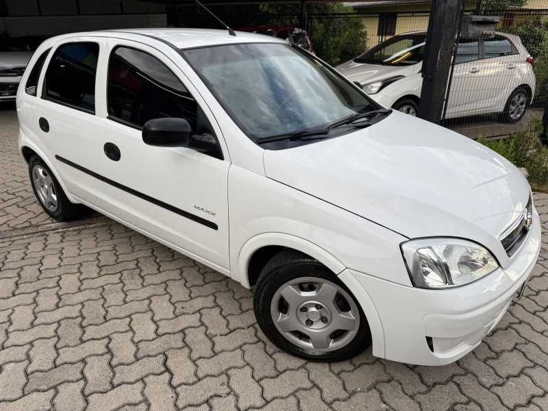 CORSA 1.4 MPFI MAXX 8V FLEX 4P MANUAL - 2009 - NOVA PETRóPOLIS