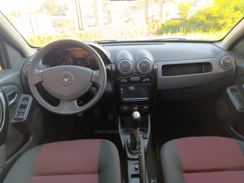 SANDERO 1.6 STEPWAY 8V FLEX 4P MANUAL - 2013 - CAXIAS DO SUL