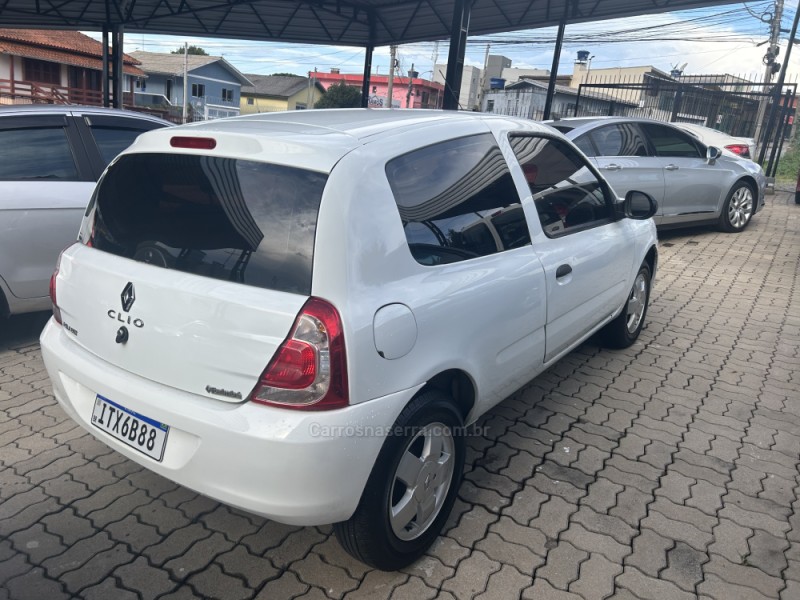 CLIO 1.0 AUTHENTIQUE 16V FLEX 2P MANUAL - 2013 - CAXIAS DO SUL