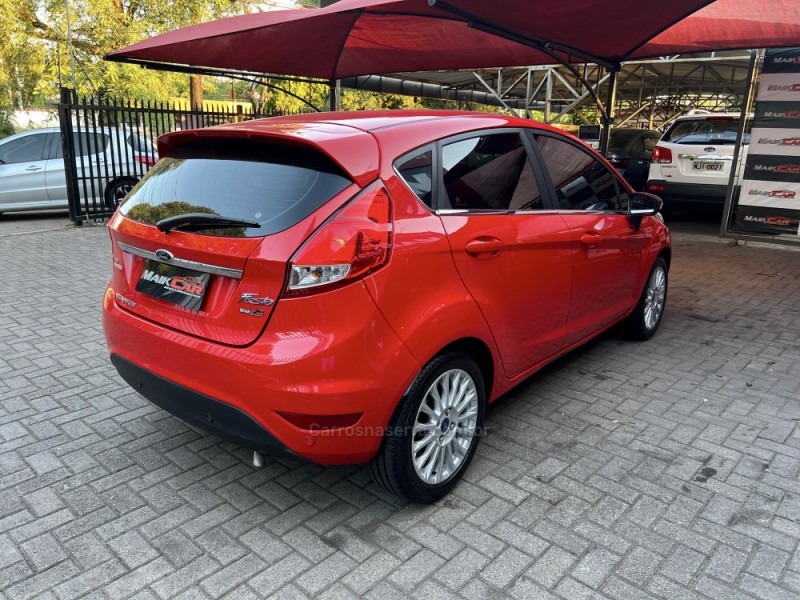 FIESTA 1.6 TITANIUM HATCH 16V FLEX 4P AUTOMÁTICO - 2014 - ESTâNCIA VELHA