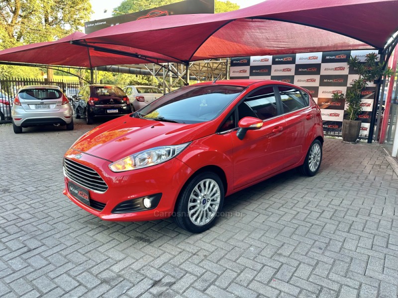 FIESTA 1.6 TITANIUM HATCH 16V FLEX 4P AUTOMÁTICO