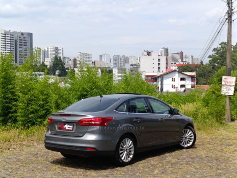 FOCUS 2.0 TITANIUM PLUS SEDAN 16V FLEX 4P AUTOMÁTICO - 2016 - CAXIAS DO SUL