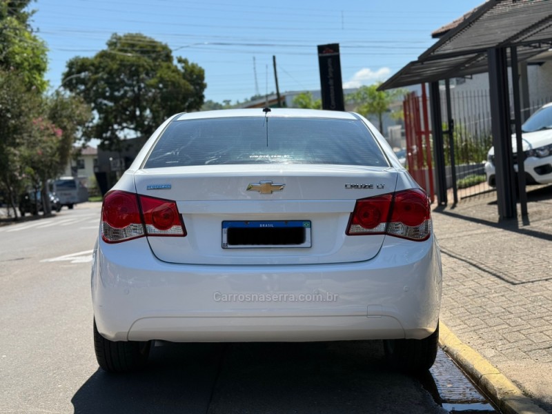 CRUZE 1.8 LT 16V FLEX 4P AUTOMÁTICO - 2014 - PAROBé