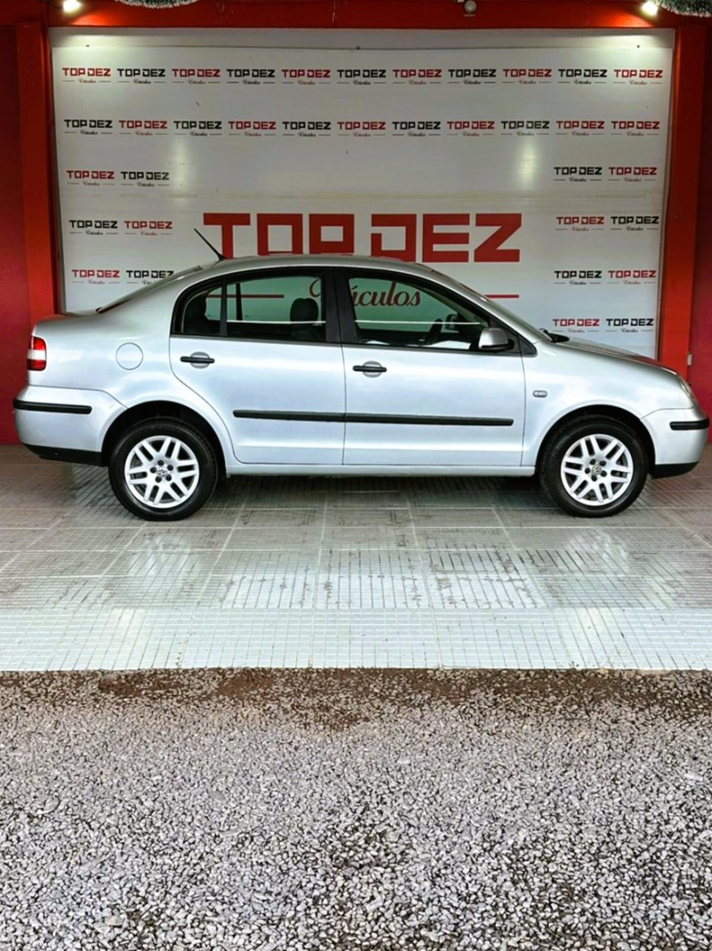 POLO SEDAN 1.6 MI COMFORTLINE 8V FLEX 4P MANUAL - 2003 - SãO SEBASTIãO DO CAí