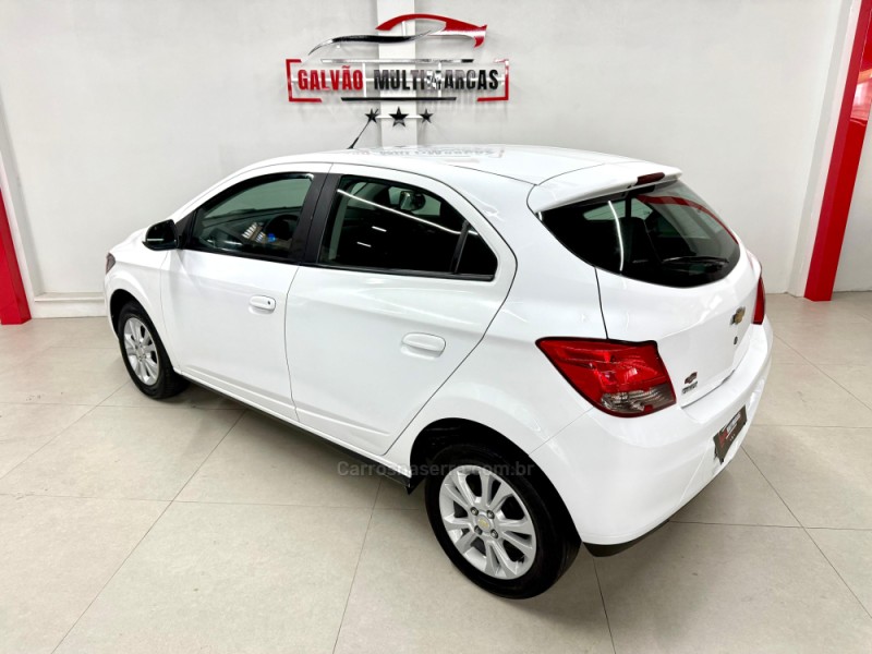 ONIX 1.4 MPFI LTZ 8V FLEX 4P MANUAL - 2015 - CAXIAS DO SUL