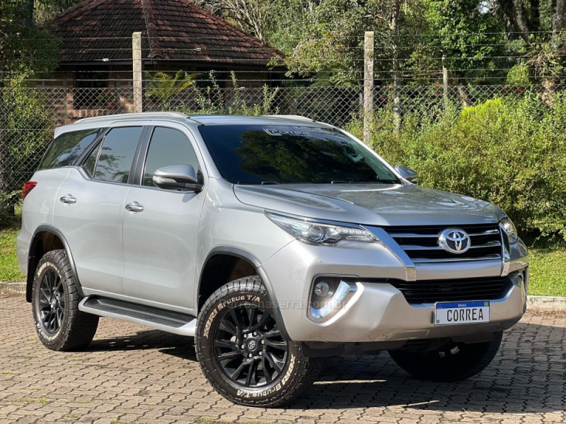 HILUX SW4 2.8 SRX 4X4 16V TURBO INTERCOOLER DIESEL 4P AUTOMÁTICO - 2017 - CANELA