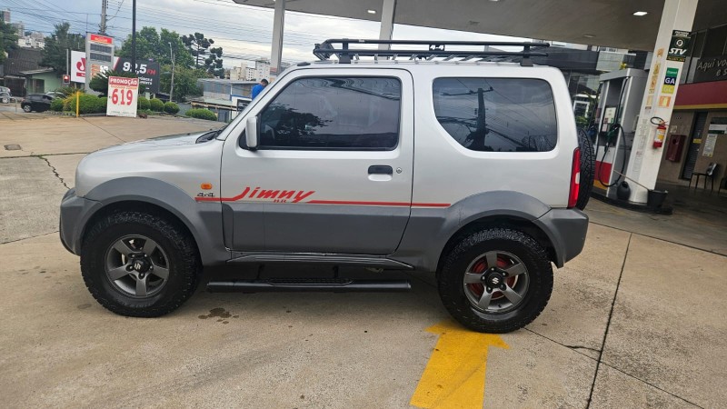 JIMNY 1.3 4ALL 4X4 16V GASOLINA 2P MANUAL - 2011 - CAXIAS DO SUL