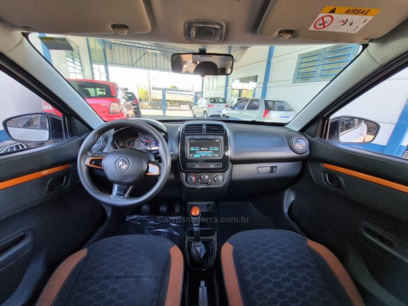 KWID 1.0 12V OUTSIDER FLEX 4P MANUAL - 2020 - VACARIA