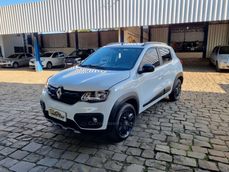 KWID 1.0 12V OUTSIDER FLEX 4P MANUAL - 2020 - VACARIA