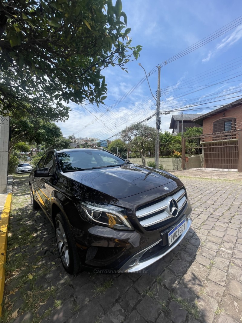 GLA 200 1.6 CGI ENDURO 16V TURBO FLEX 4P AUTOMÁTICO - 2016 - CAXIAS DO SUL