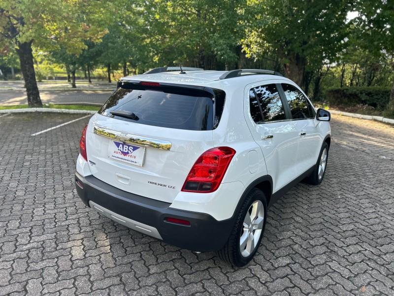 TRACKER 1.8 MPFI LT 4X2 16V FLEX 4P AUTOMÁTICO - 2014 - CAXIAS DO SUL