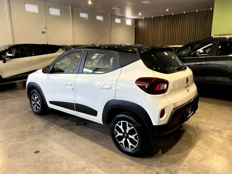 KWID 1.0 12V SCE FLEX INTENSE MANUAL - 2024 - CAXIAS DO SUL