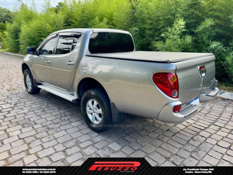 L200 TRITON 3.2 GLX 4X4 CD 16V TURBO INTERCOLER DIESEL 4P MANUAL - 2013 - NOVA PRATA