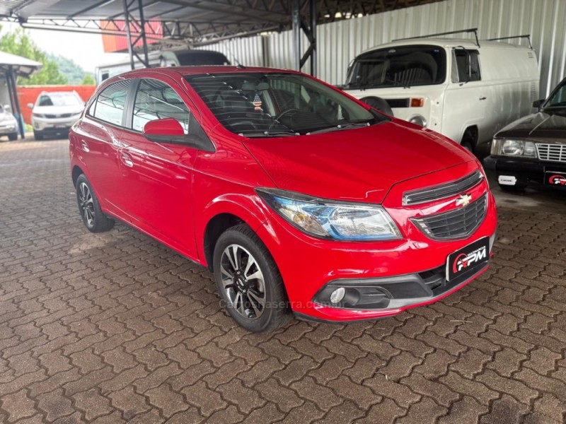 ONIX 1.4 MPFI LTZ 8V FLEX 4P MANUAL - 2014 - SãO SEBASTIãO DO CAí