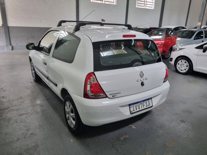 CLIO 1.0 AUTHENTIQUE 16V FLEX 2P MANUAL - 2015 - GARIBALDI