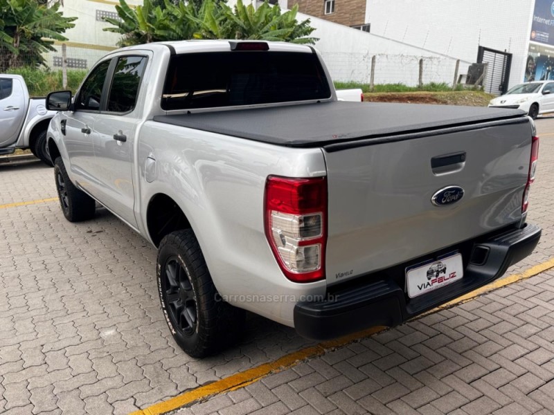 RANGER 2.5 XLS 4X2 CD 16V FLEX 4P MANUAL - 2017 - FELIZ