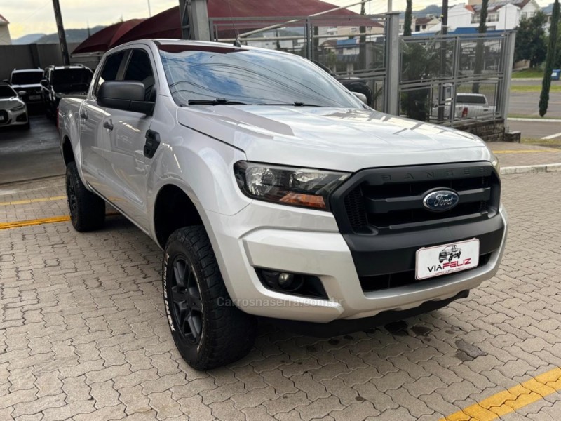 RANGER 2.5 XLS 4X2 CD 16V FLEX 4P MANUAL - 2017 - FELIZ