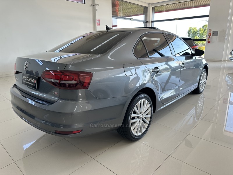 JETTA 1.4 16V TSI COMFORTLINE GASOLINA 4P TIPTRONIC - 2016 - CHARQUEADAS