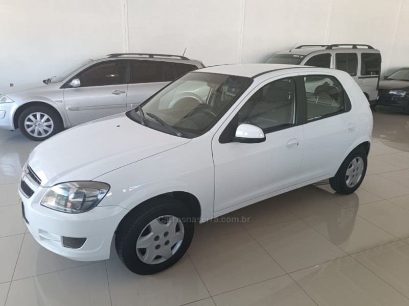 CELTA 1.0 MPFI LT 8V FLEX 4P MANUAL - 2014 - NOVA PETRóPOLIS