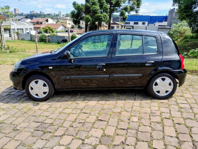 CLIO 1.0 CAMPUS 16V FLEX 4P MANUAL - 2009 - CAXIAS DO SUL