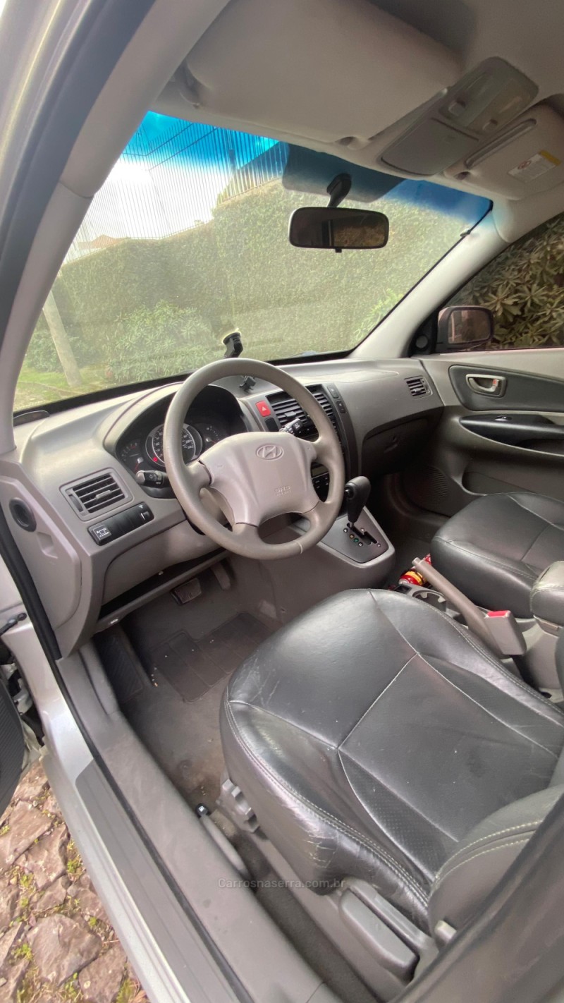 TUCSON 2.0 MPFI GLS 16V 143CV 2WD FLEX 4P AUTOMÁTICO - 2013 - IVOTI