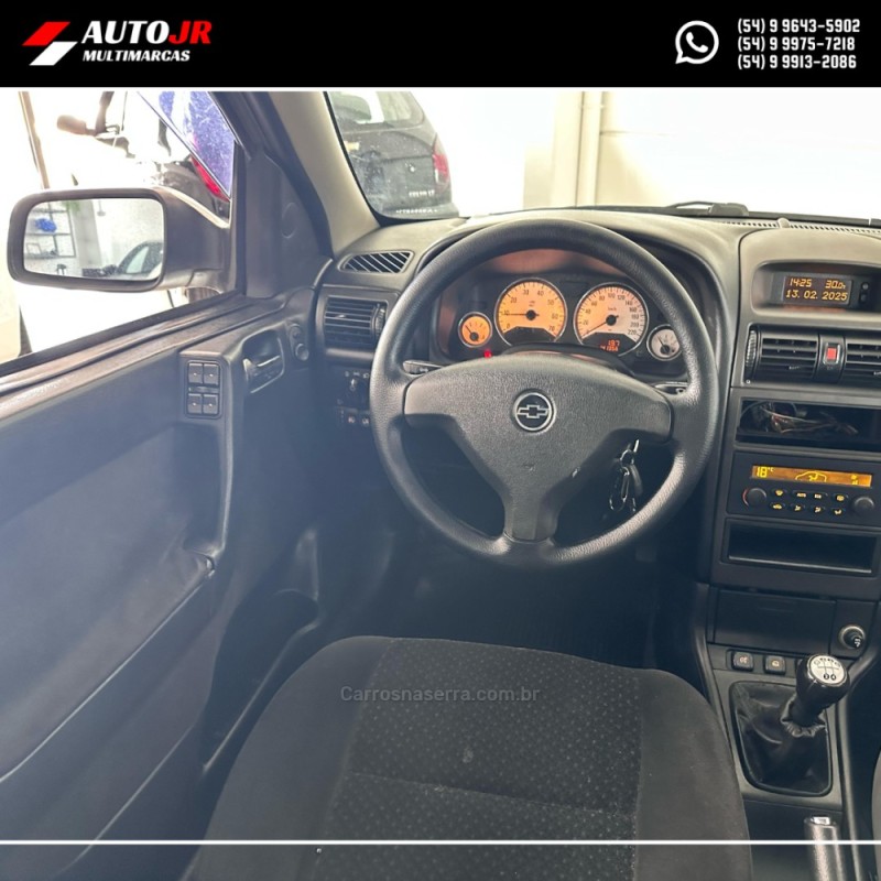 ASTRA 2.0 MPFI ADVANTAGE 8V FLEX 4P MANUAL - 2010 - VACARIA