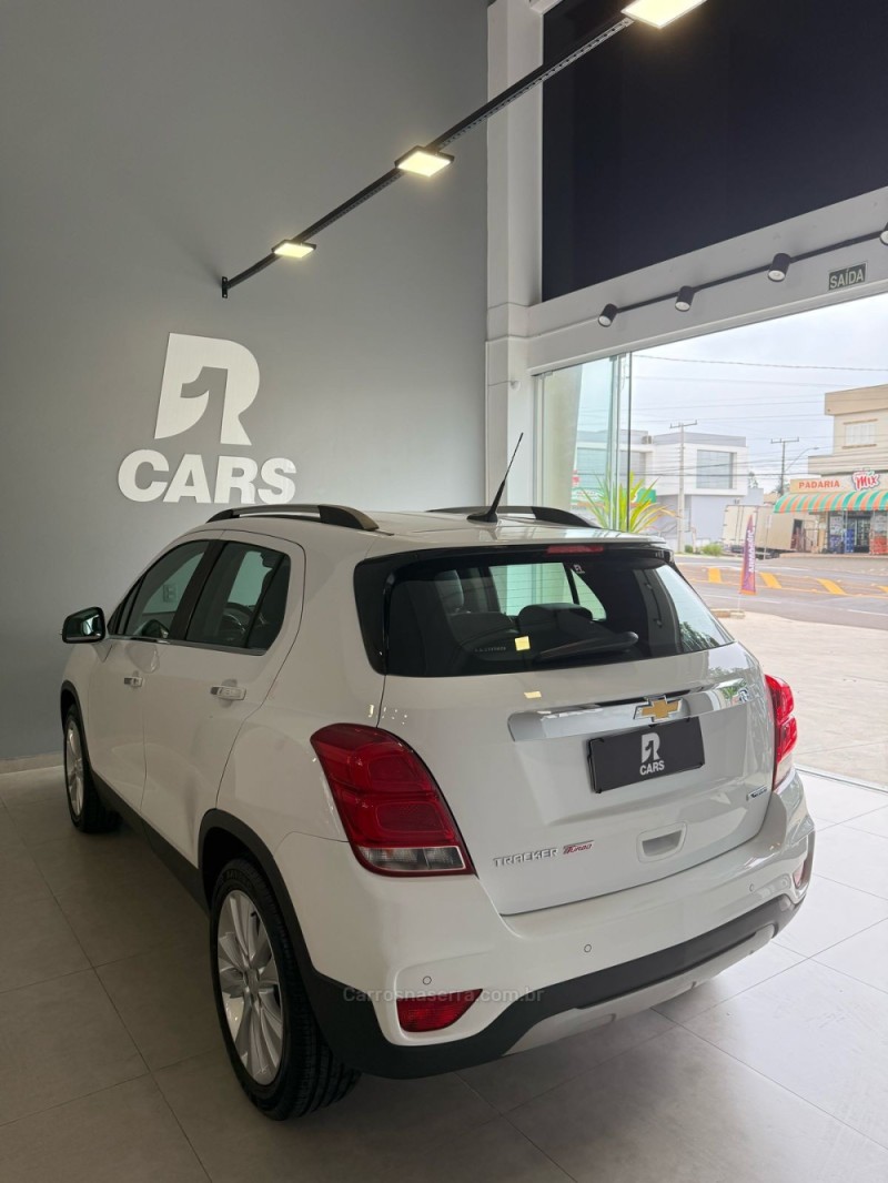 TRACKER 1.4 16V PREMIER TURBO FLEX 4P AUTOMÁTICO - 2018 - LAJEADO