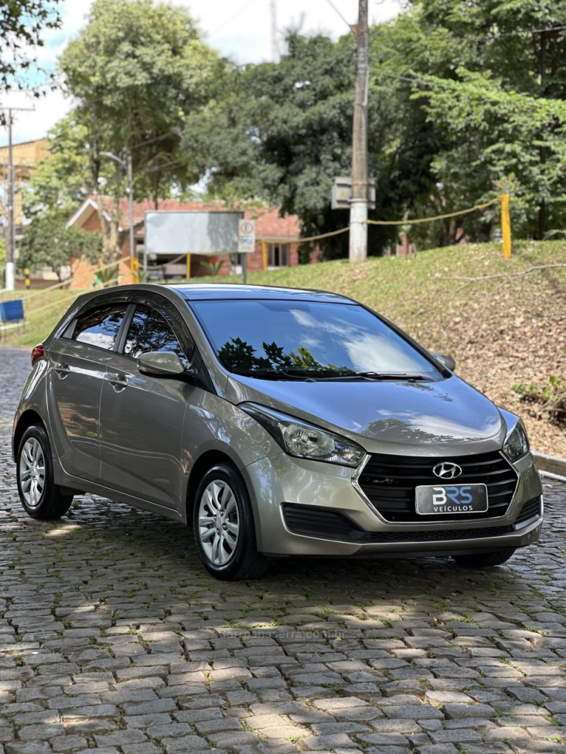 HB20 1.0 COMFORT 12V FLEX 4P MANUAL - 2017 - BOM RETIRO DO SUL