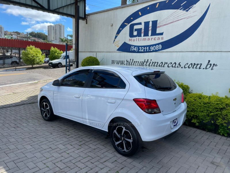 ONIX 1.4 MPFI LTZ 8V FLEX 4P MANUAL - 2015 - CAXIAS DO SUL