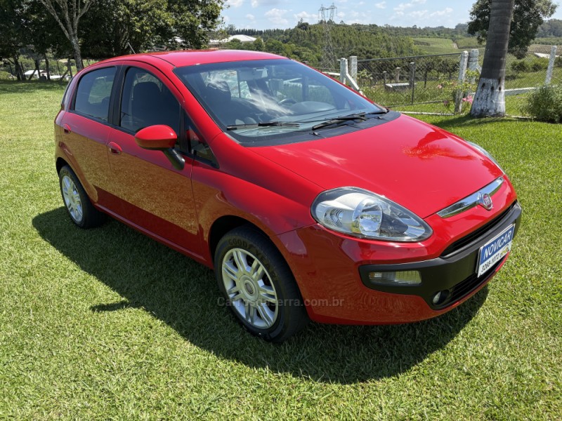 PUNTO 1.4 ATTRACTIVE 8V FLEX 4P MANUAL