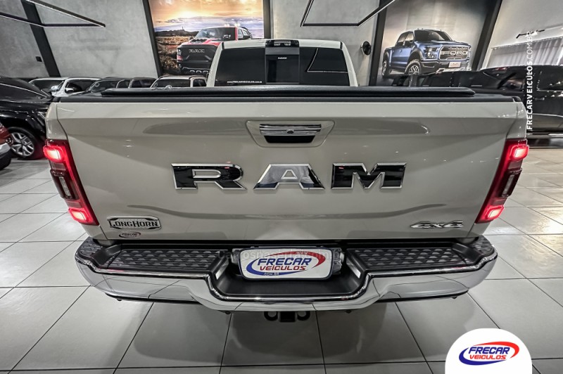 3500 LARAMIE 6.7 LONGHORN CD 4X4 TURBO DIESEL 4P AUTOMÁTICA - 2022 - SARANDI