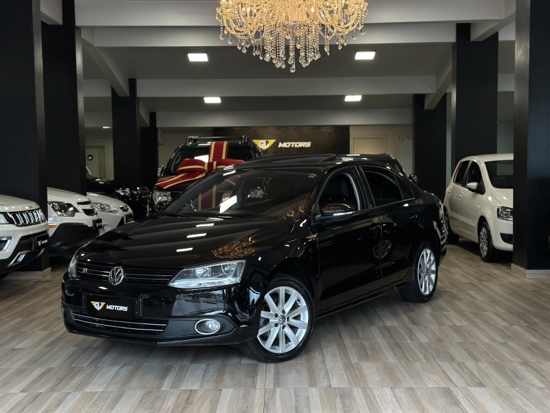 JETTA 2.0 COMFORTLINE FLEX 4P TIPTRONIC - 2013 - CAXIAS DO SUL