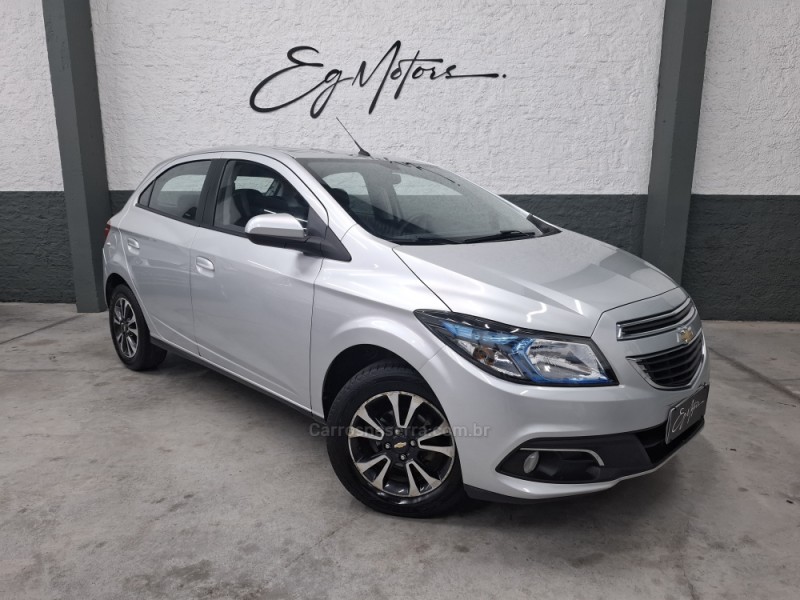 ONIX 1.4 MPFI LTZ 8V FLEX 4P MANUAL - 2015 - BENTO GONçALVES