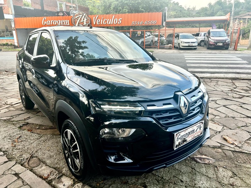 KWID 1.0 12V SCE FLEX INTENSE MANUAL - 2023 - TRêS COROAS