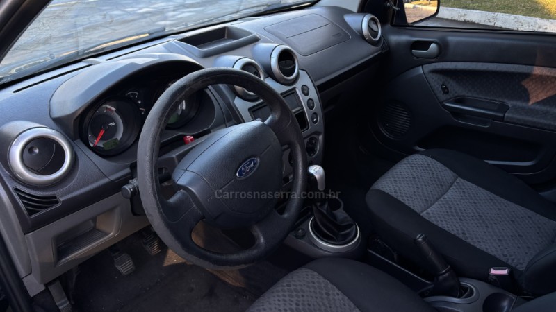 FIESTA 1.0 MPI CLASS 8V FLEX 4P MANUAL - 2014 - BENTO GONçALVES
