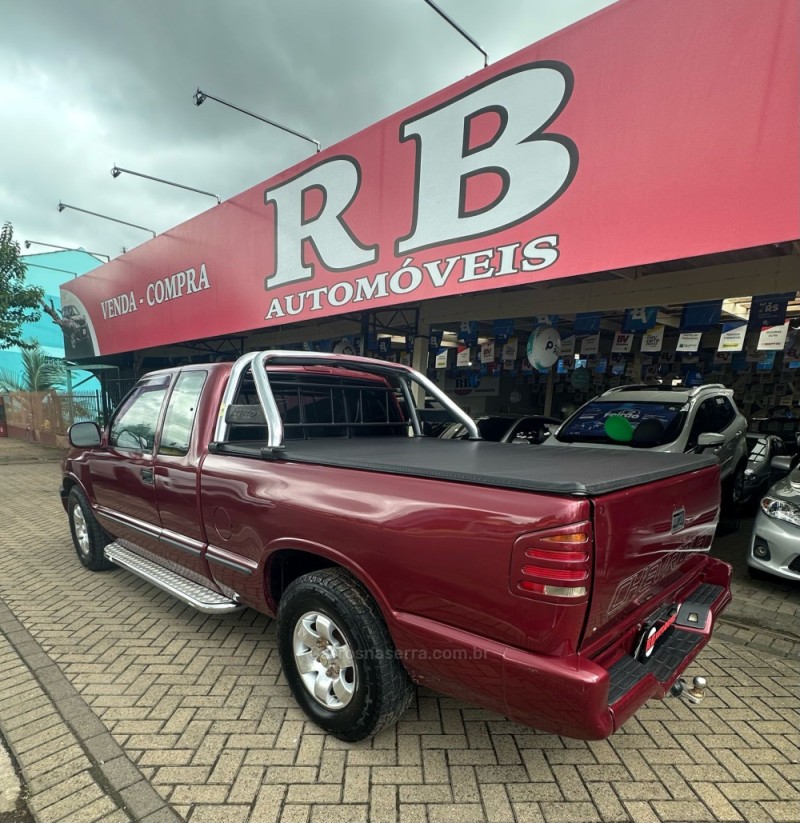 S10 2.2 MPFI DLX 4X2 CE 8V GASOLINA 2P MANUAL - 1996 - PAROBé