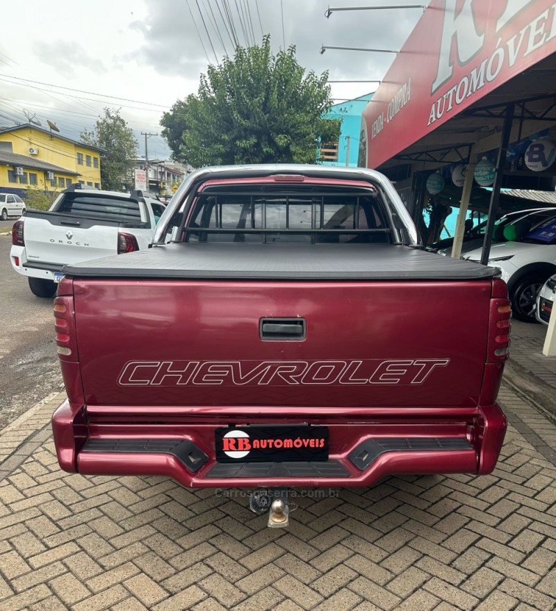 S10 2.2 MPFI DLX 4X2 CE 8V GASOLINA 2P MANUAL - 1996 - PAROBé
