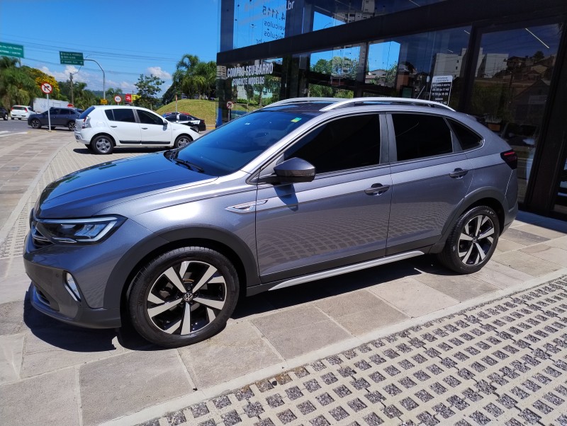 NIVUS 1.0 TSI HIGHLINE FLEX 4P AUTOMÁTICO