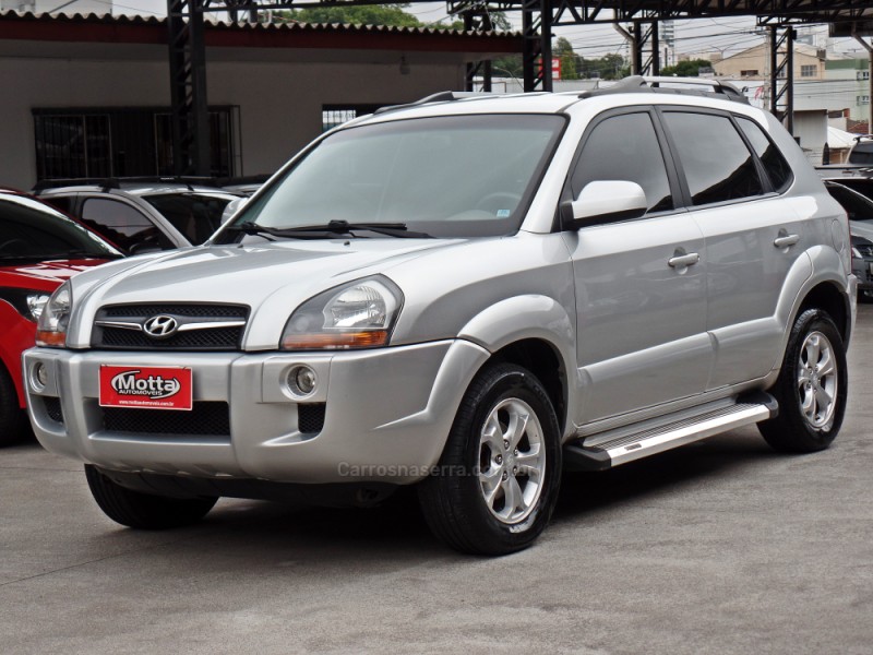 TUCSON 2.0 MPFI GLS 16V 143CV 2WD FLEX 4P AUTOMÁTICO - 2015 - CAXIAS DO SUL