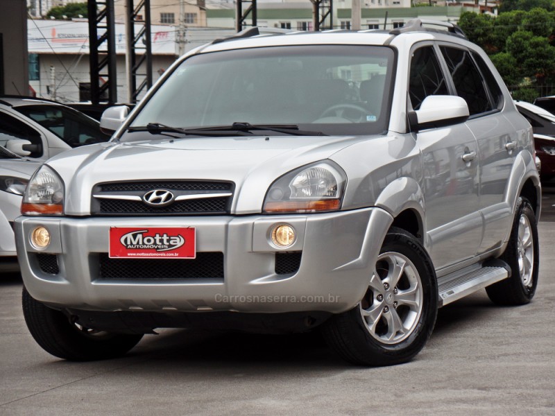 TUCSON 2.0 MPFI GLS 16V 143CV 2WD FLEX 4P AUTOMÁTICO - 2015 - CAXIAS DO SUL