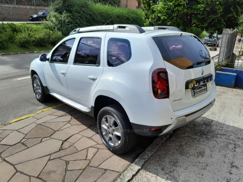 DUSTER 1.6 DYNAMIQUE 4X2 16V FLEX 4P AUTOMÁTICO - 2019 - NOVA PRATA