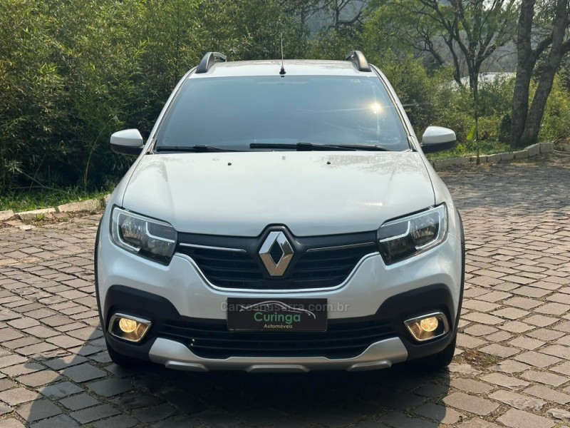 SANDERO 1.6 STEPWAY 8V FLEX 4P MANUAL - 2020 - NOVA PRATA