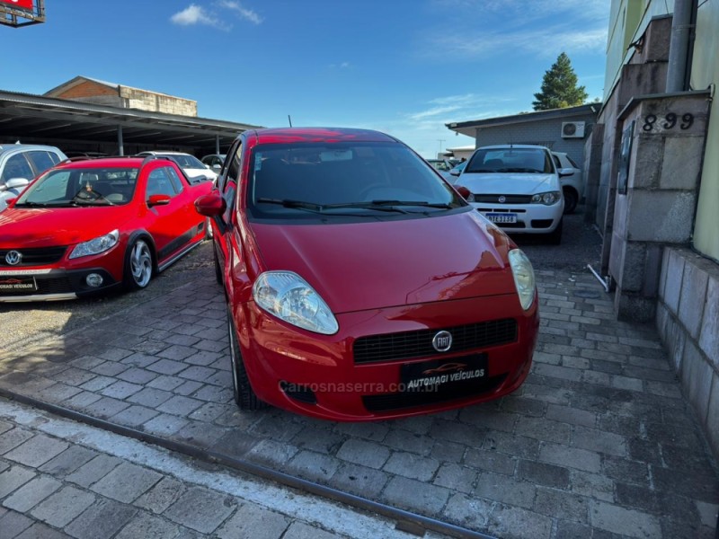 PUNTO 1.4 ATTRACTIVE 8V FLEX 4P MANUAL - 2011 - CAXIAS DO SUL