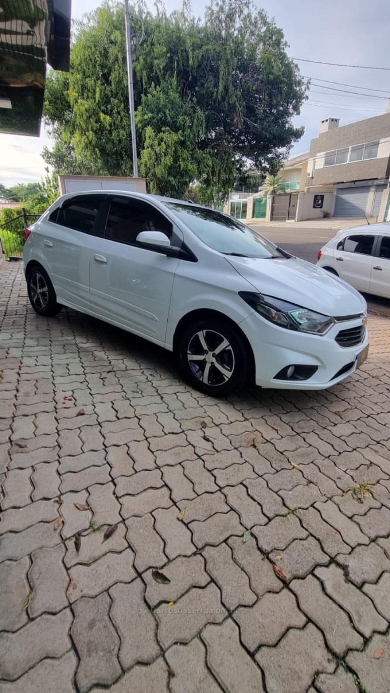 ONIX 1.4 MPFI LTZ 8V FLEX 4P MANUAL - 2018 - PASSO FUNDO