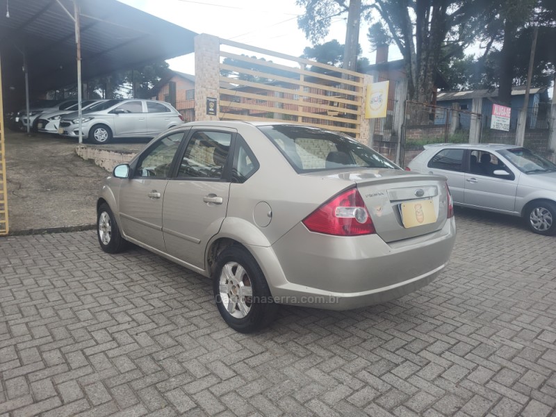 FIESTA 1.6 MPI SEDAN 8V FLEX 4P MANUAL - 2007 - CANELA