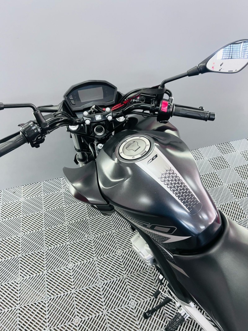 CB 250F TWISTER  - 2022 - CAMPO BOM