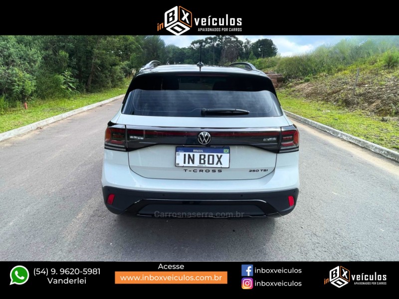 T-CROSS 1.4 HIGHLINE TSI 16V FLEX 4P AUTOMÁTICO - 2025 - GRAMADO