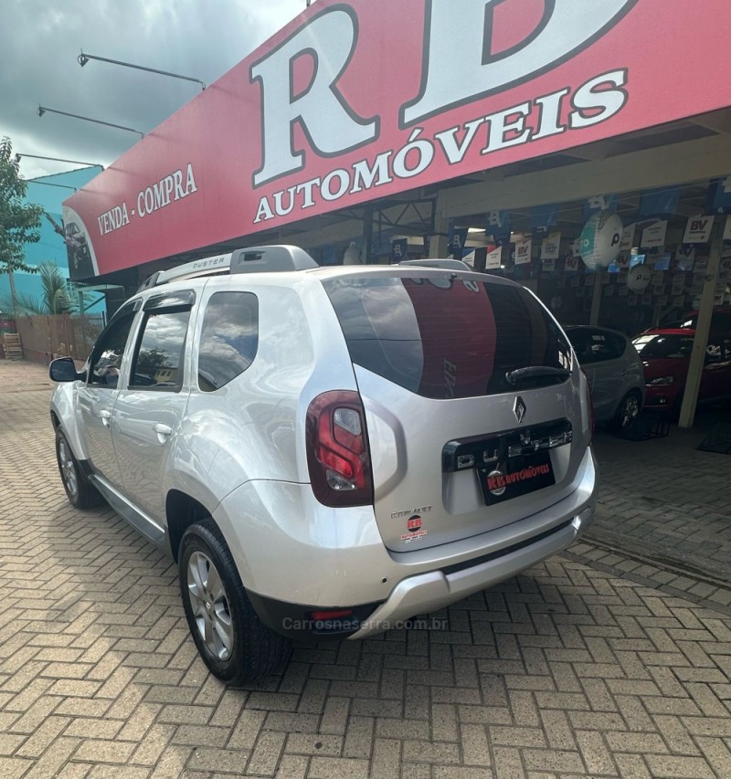 DUSTER 1.6 DYNAMIQUE 4X2 16V FLEX 4P AUTOMÁTICO - 2018 - PAROBé