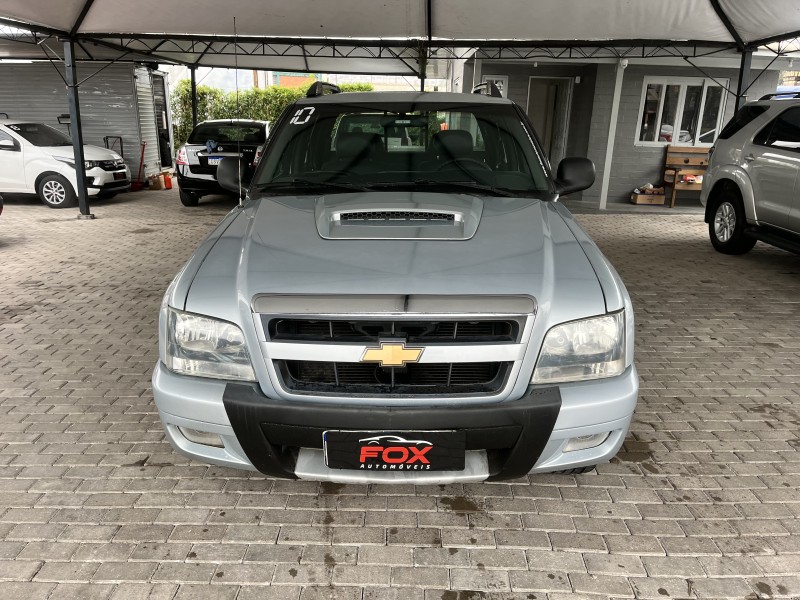 S10 2.4 MPFI EXECUTIVE 4X2 CD 8V FLEX 4P MANUAL - 2010 - CAXIAS DO SUL